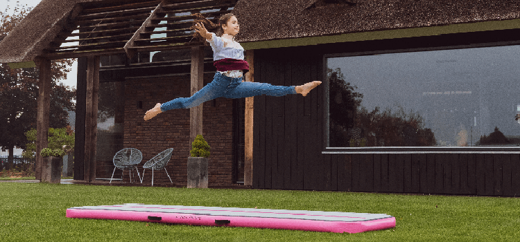 Girl using AirFloor Home pink.png
